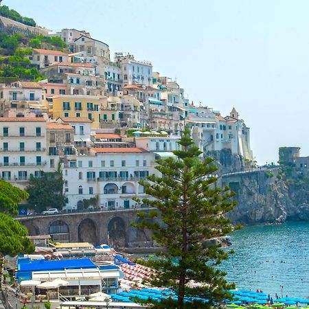 Amalfi Moon Apartment Luaran gambar