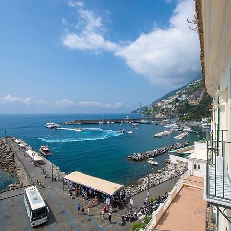 Amalfi Moon Apartment Luaran gambar