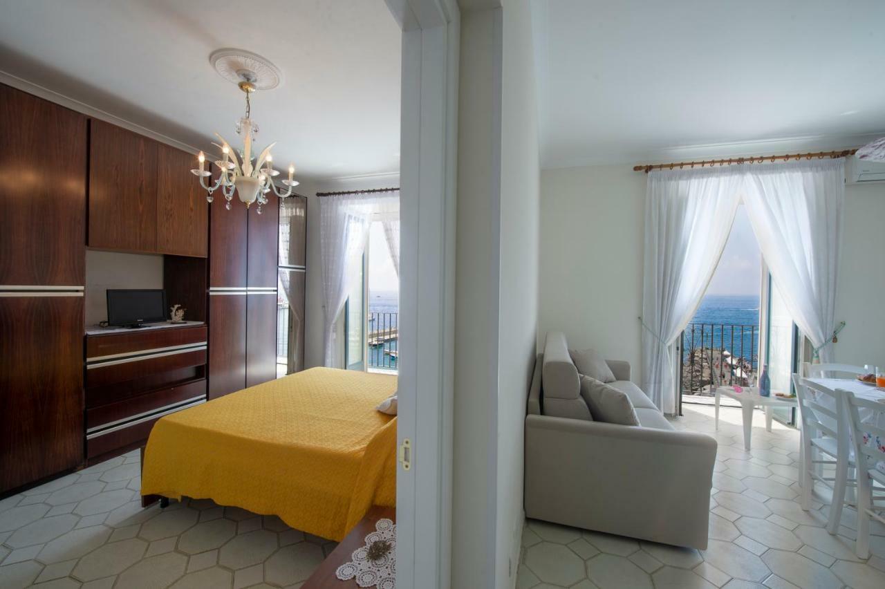 Amalfi Moon Apartment Luaran gambar