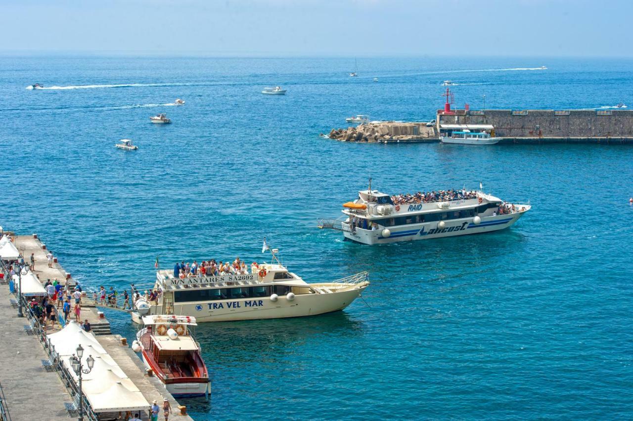 Amalfi Moon Apartment Luaran gambar